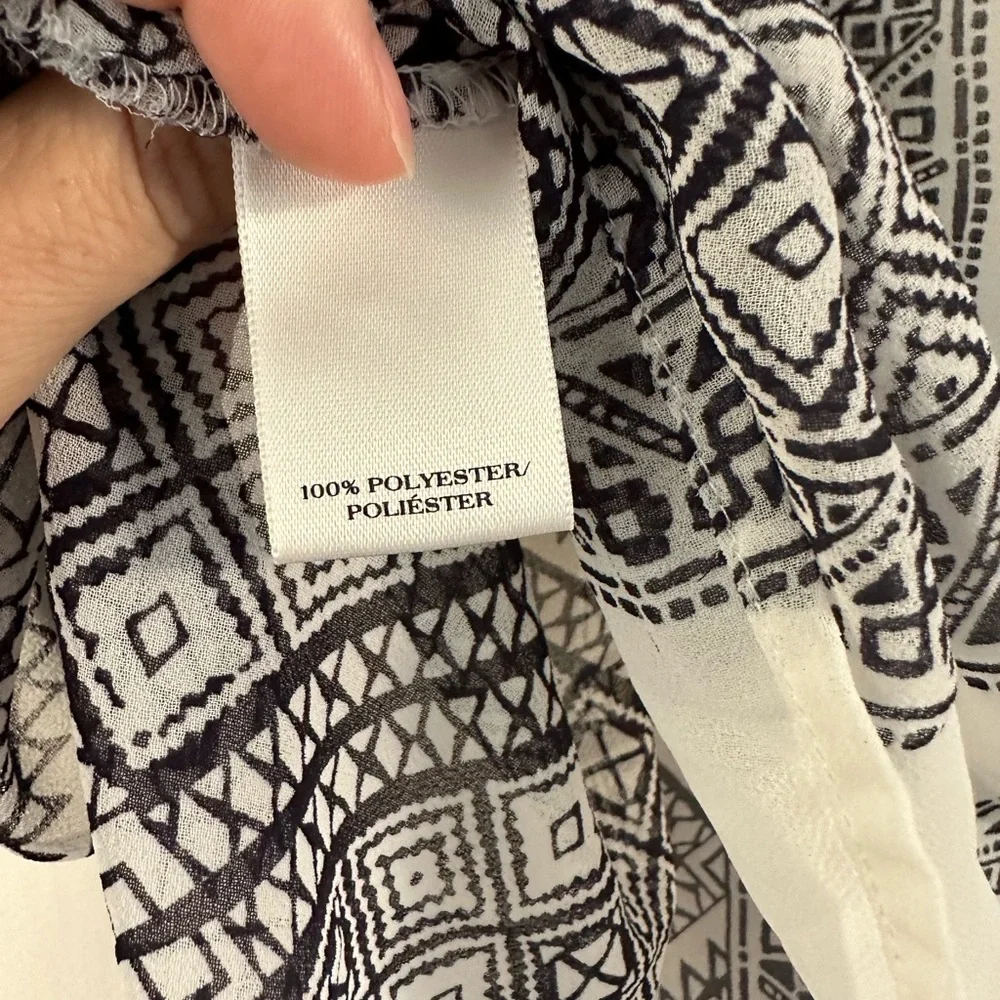 Ann Taylor Black & White Blouse - Picture 5 of 5